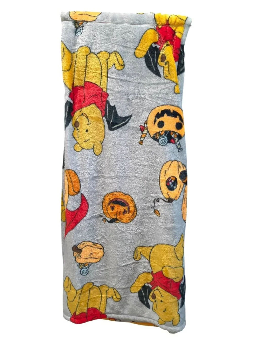Disney Winnie the Pooh Pumpkins Halloween Plush Throw Blanket